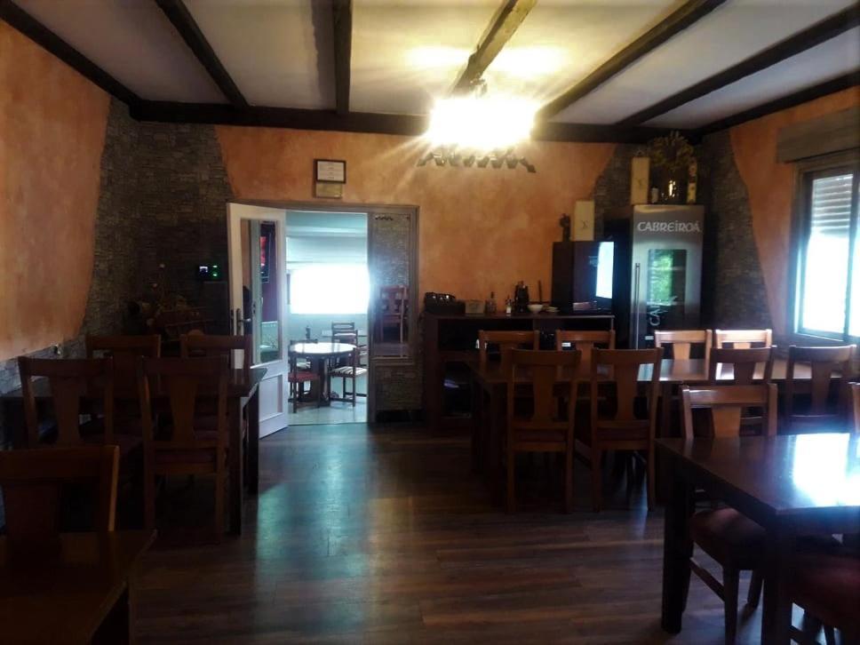 Hotel A Forxa Cafeteria Restaurante A Carballeira Extérieur photo